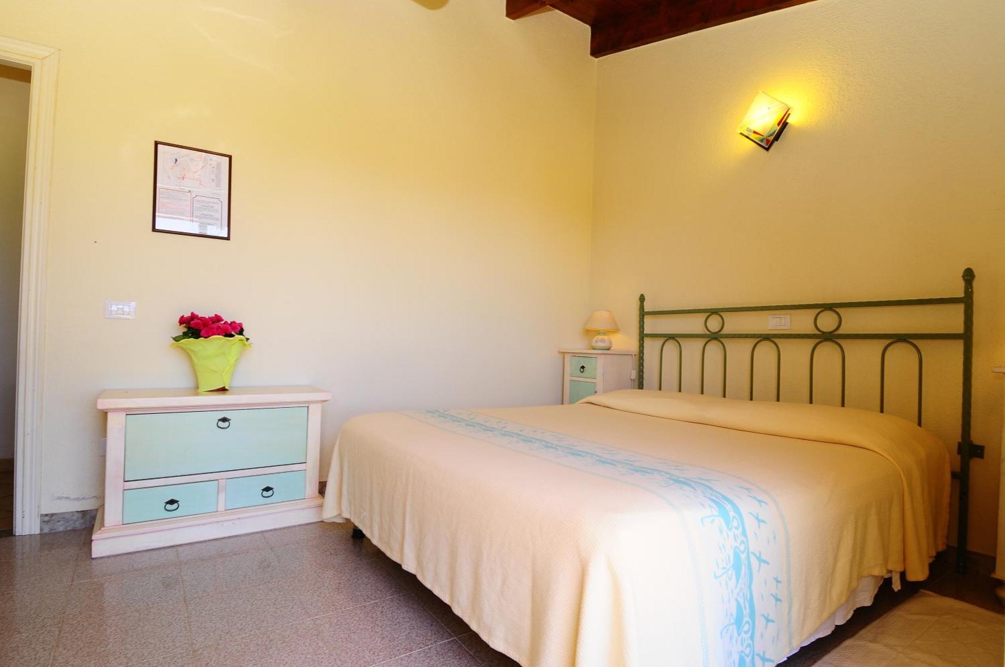 Hotel L'Esagono San Teodoro  Esterno foto
