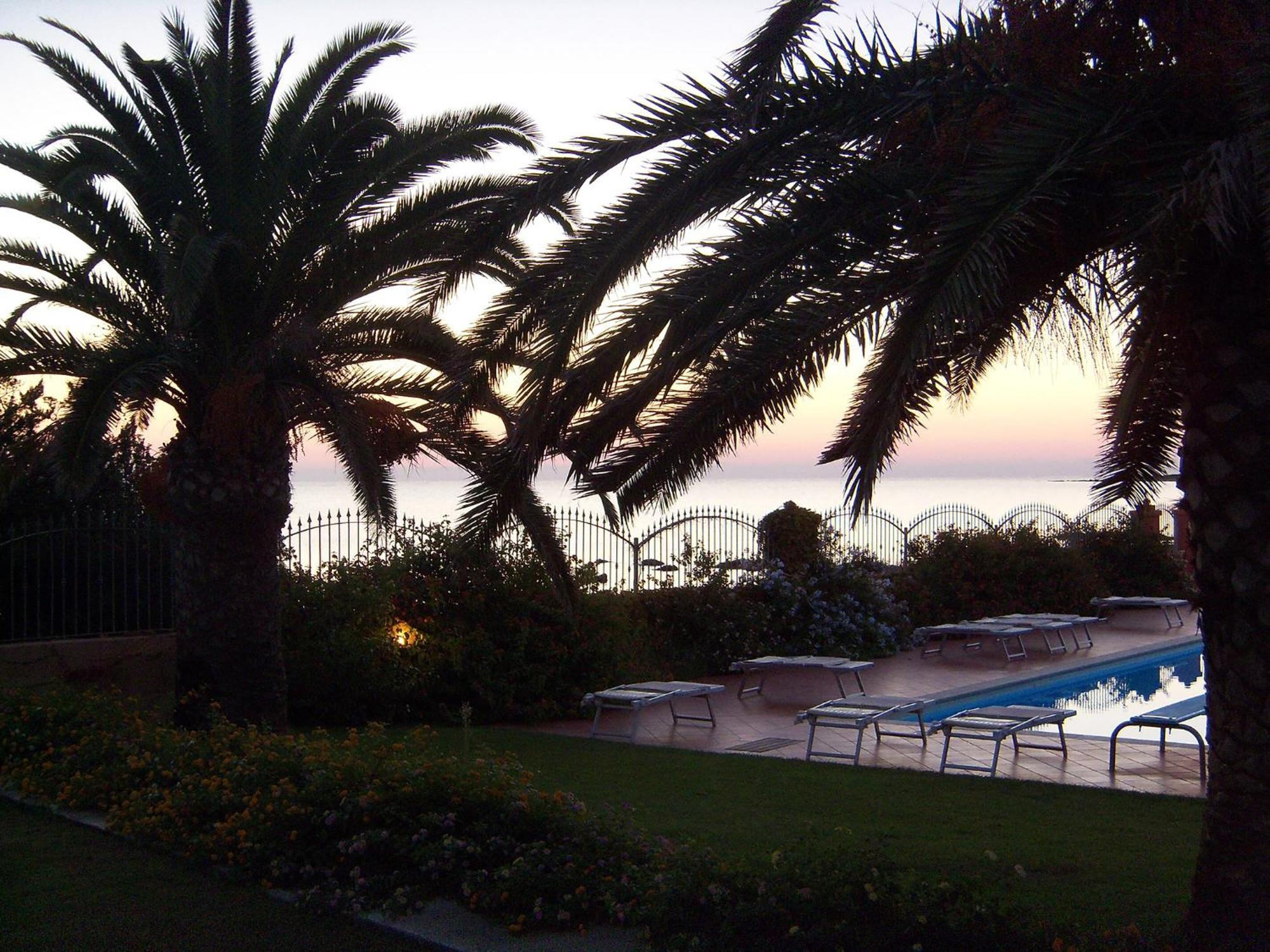 Hotel L'Esagono San Teodoro  Esterno foto