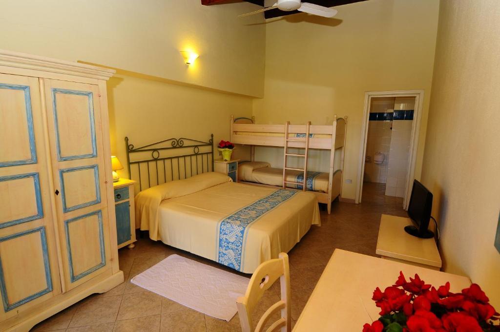 Hotel L'Esagono San Teodoro  Esterno foto