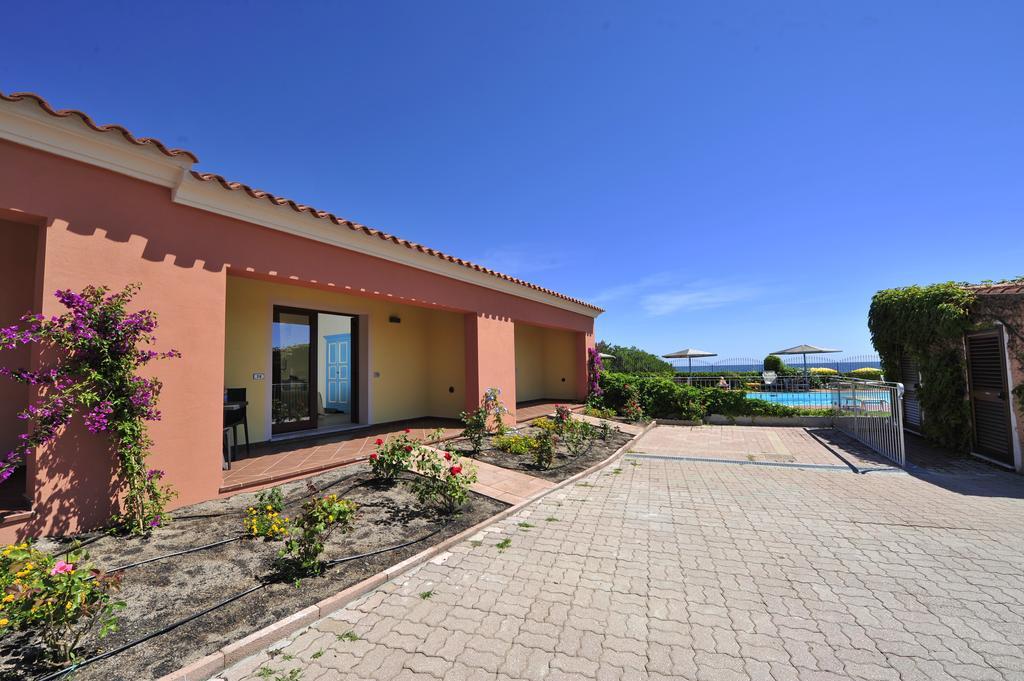 Hotel L'Esagono San Teodoro  Esterno foto